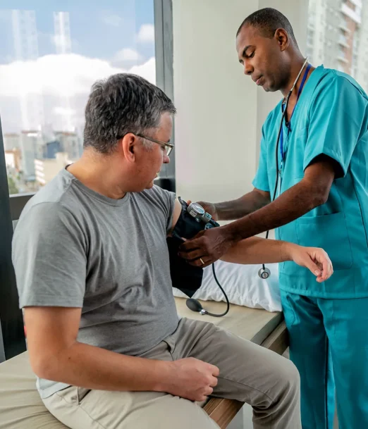 gty_240318_medical_assistant_bigbead